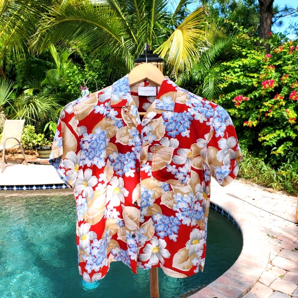 Liz Claiborne Tops - Liz Claiborne Tropical Shirt